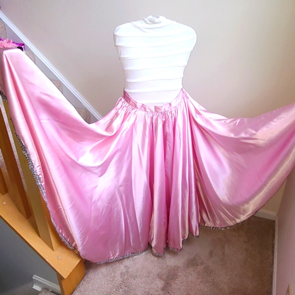 14 Yard Lilac Dance Circle Skirt